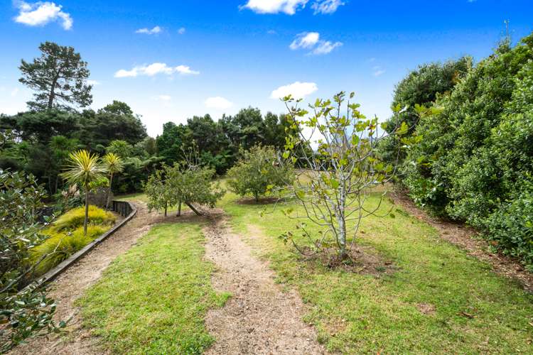 80 Puke Road Kumeu_12