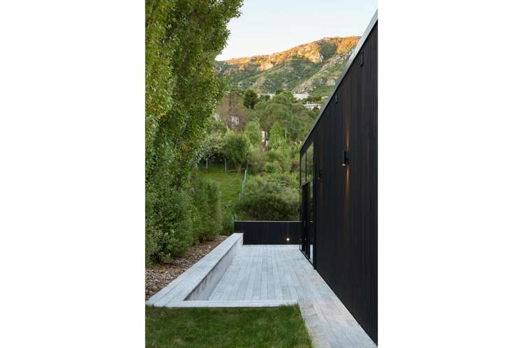 5 Harkess Lane Lyttelton_21