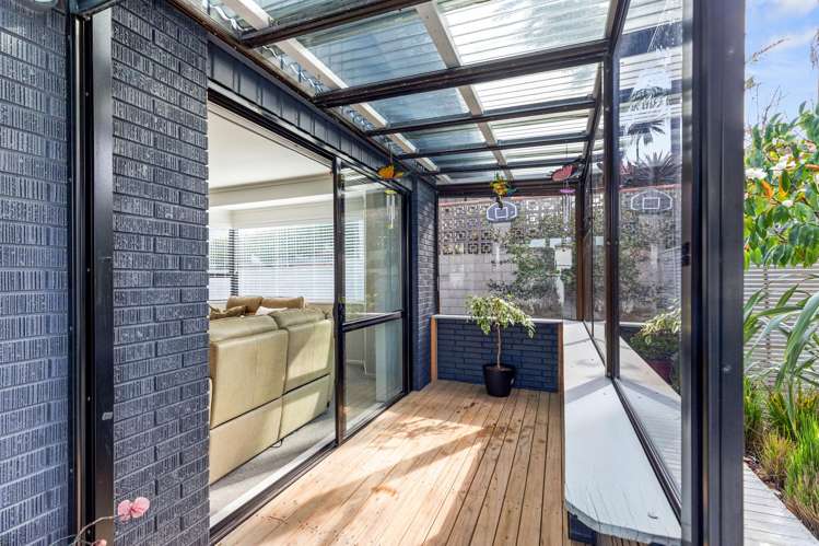 2/285 Oceanbeach Road Mount Maunganui_12