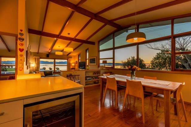Timeless style with sun-soaked sea views