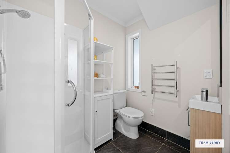 35 Arrowsmith Drive Flat Bush_23