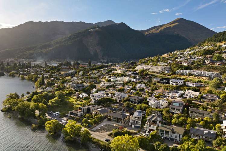 144 Park Street Queenstown_29