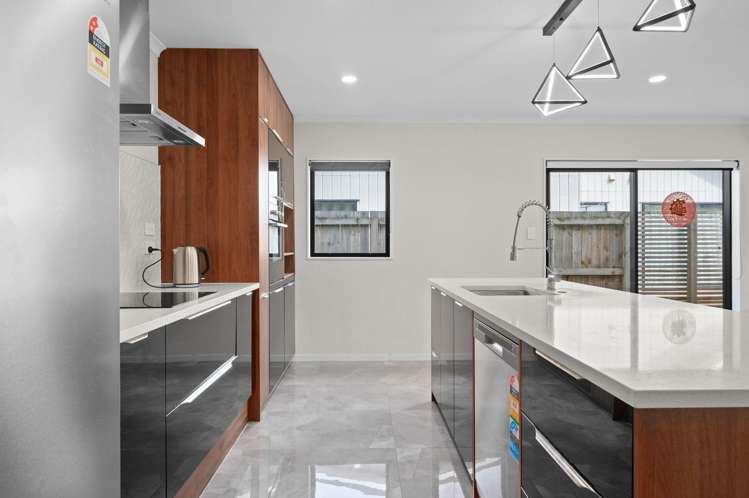 1/23 Tudor Crescent Chedworth_3