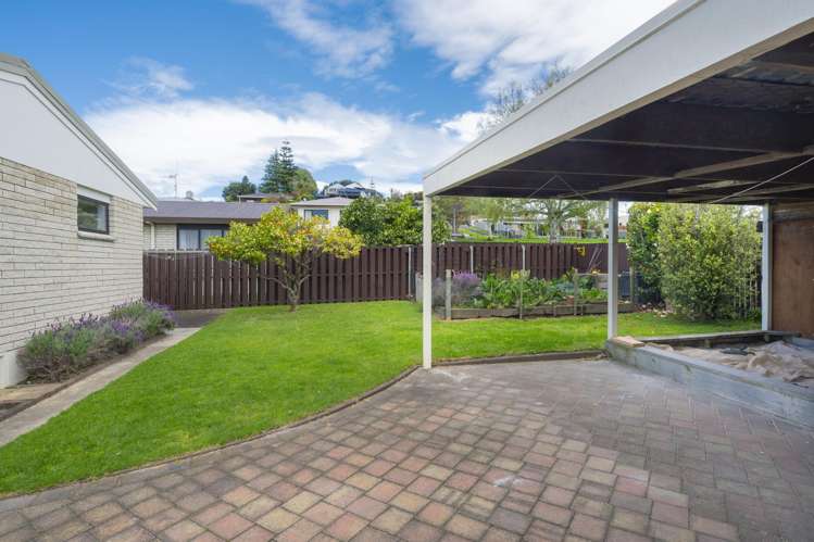7 Endeavour Avenue Welcome Bay_19
