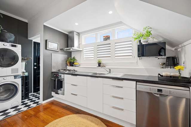 1/12a Church Street Devonport_1