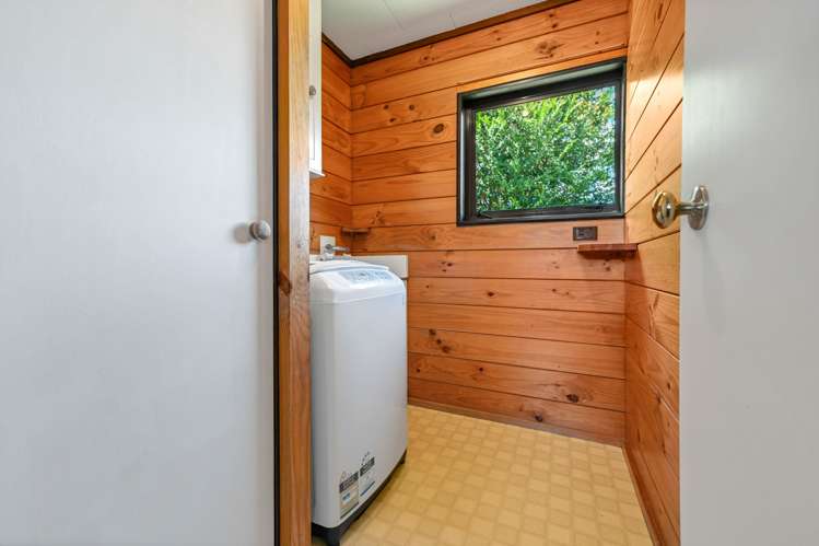 24a Macdonald Road Glenview_10