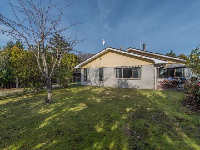 60 Wharewaka Road Wharewaka_1