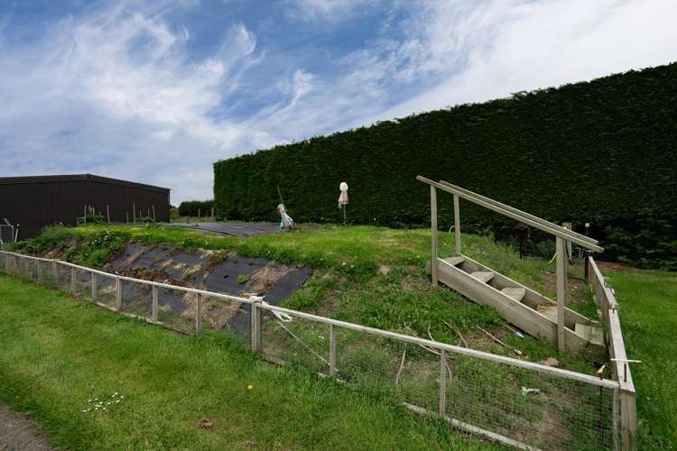 78 East Road Ascot_17