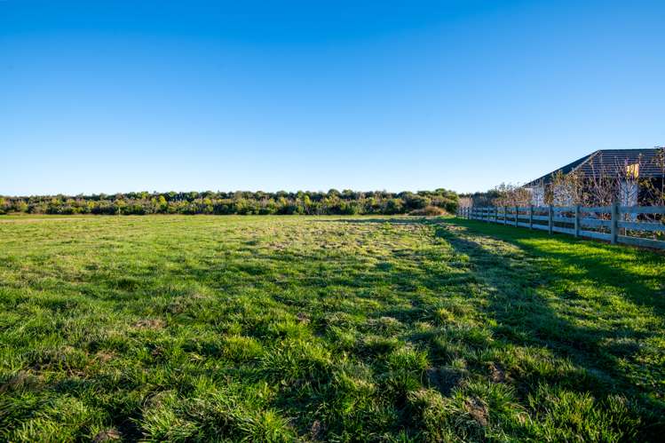 33 Alan Livingston Drive Cambridge_12