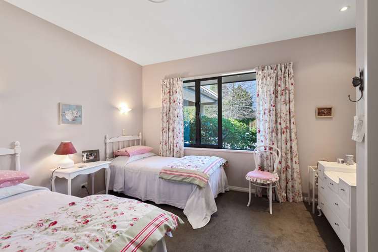 62 Davis Road Lincoln_22