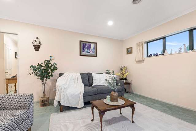 55 Basley Road Owhata_4