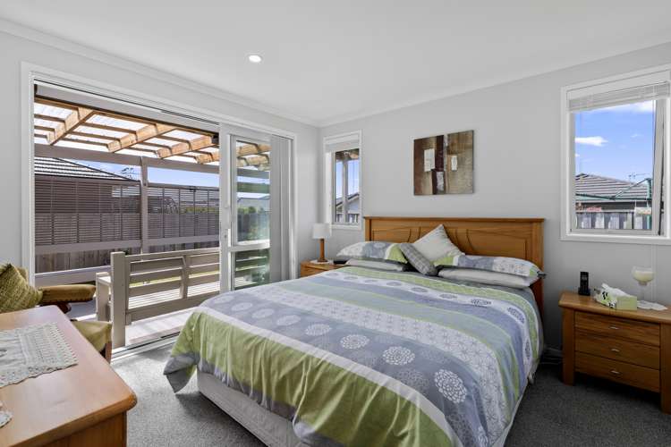 11 Orchard Terrace Riverhead_5