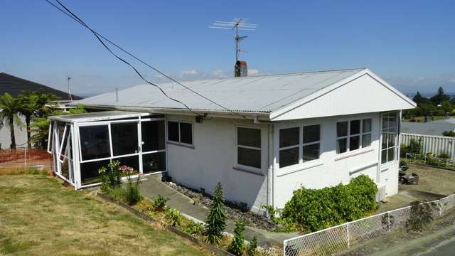 194 The Ridgeway Stoke_2