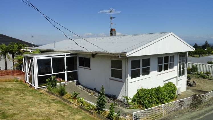 194 The Ridgeway Stoke_2