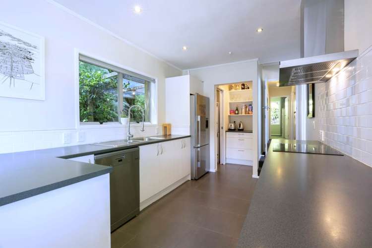 24 Scotstoun Place Glen Eden_13