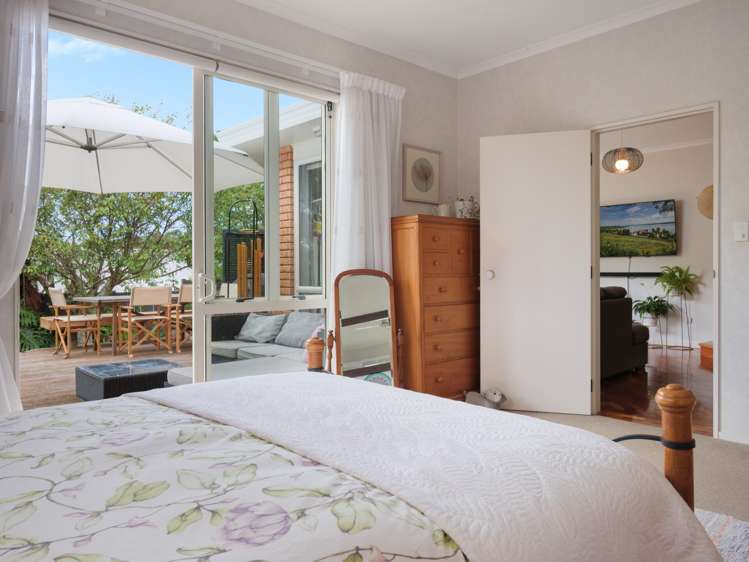 176 Carlton Street Bellevue_20