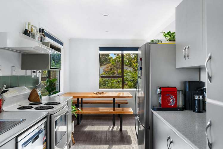 44 Alidade Place Massey_9