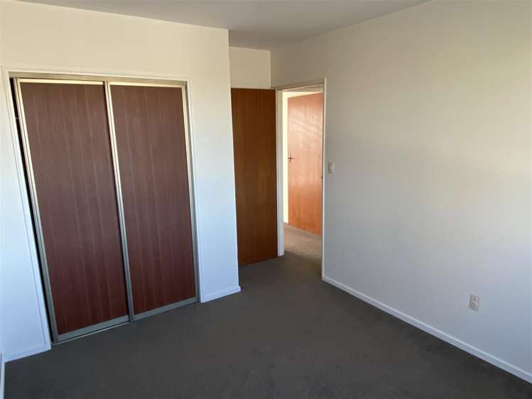 2/14 Frederick Street Waltham_11