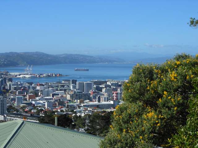 Stunning harbour views, sunny close shops etc