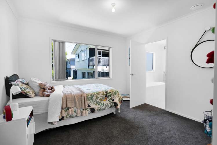 82 Awanui Street Merrilands_14