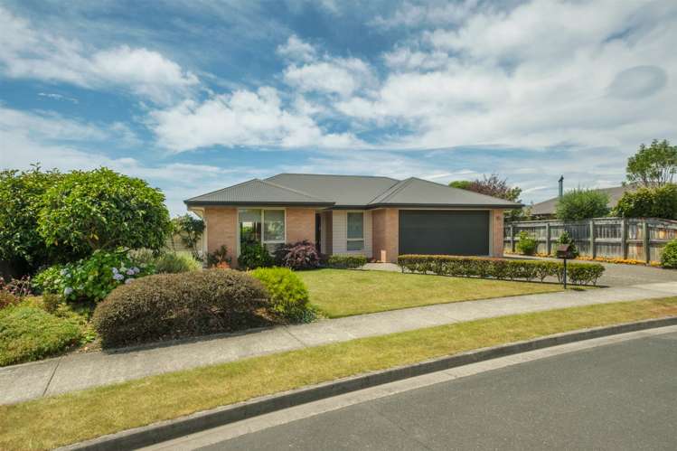 12 Ernest Place Brightwater_0