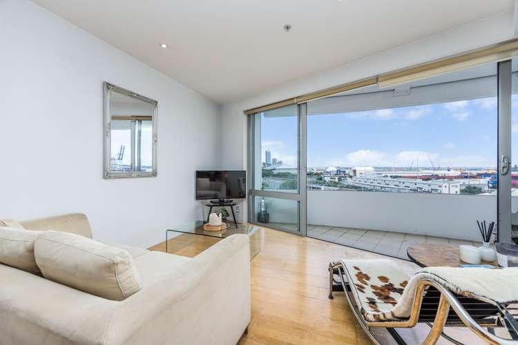 603/86 The Strand Parnell_3