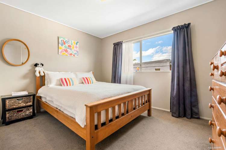 2/6 Kelvin Road Papakura_8