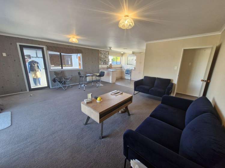 44 Leader Street Riverton_5