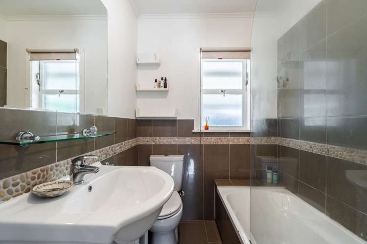 2/63 Killarney Street Takapuna_10