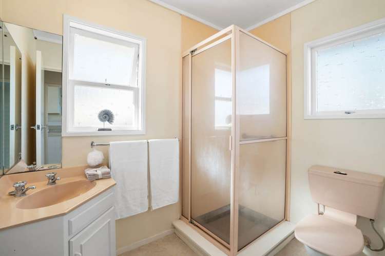 9/27 Nikau Street New Lynn_8