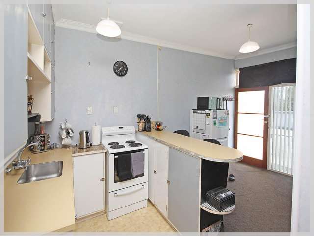 flat 3/72 Queen Street West Levin_3