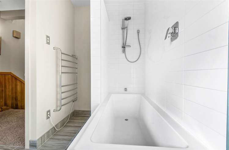 10 Tuawera Terrace Clifton_15