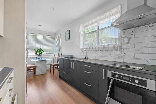 30 Staverton Crescent Mangere_2