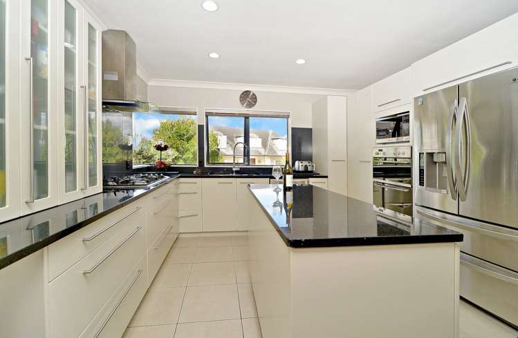 7 Ramoana Mews Cockle Bay_8