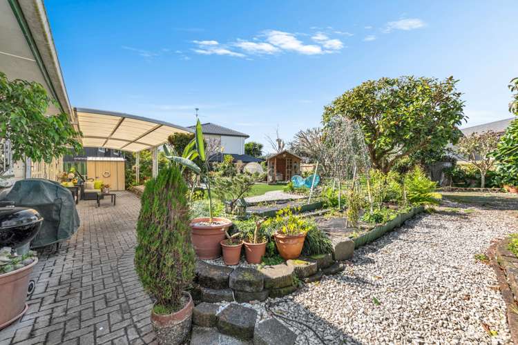 11 Fratley Avenue Farm Cove_10