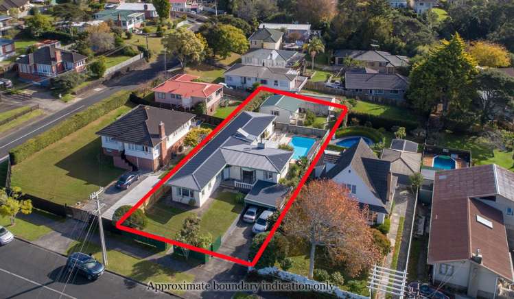 62 Tirimoana Road Te Atatu South_28