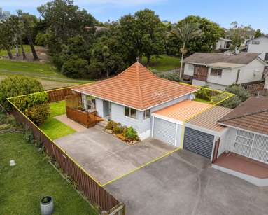 2/29 Highland Park Drive_2