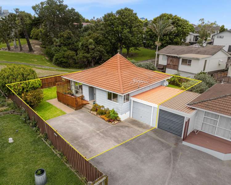 2/29 Highland Park Drive Highland Park_2