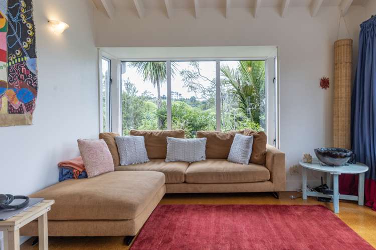 16 La Trobe Track Karekare_22