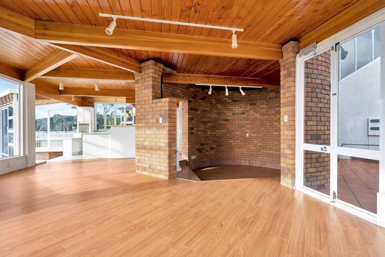 52 The Esplanade Eastern Beach_18