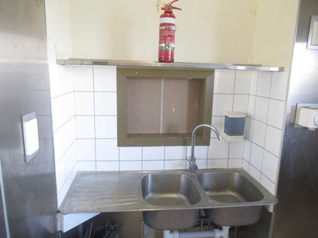 Unit 1/295 Ti Rakau Drive Burswood_3