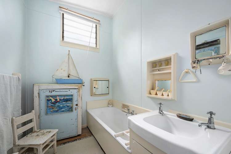 94 Aeroview Drive Beach Haven_15