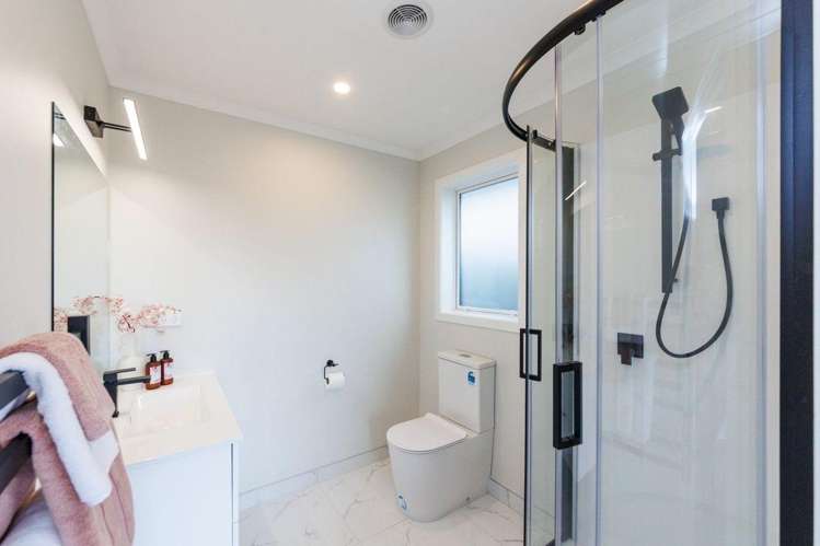 208A Tremaine Avenue Highbury_10