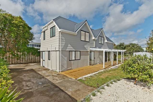 2/8 Gladstone Road Northcote_1