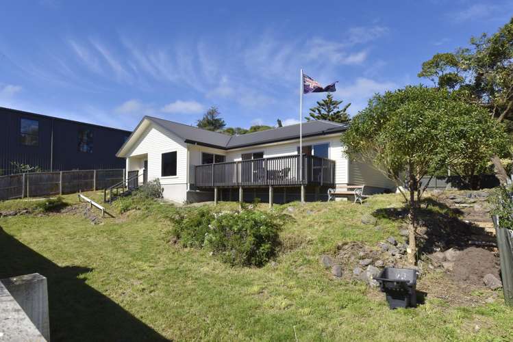 5 Main Road Redcliffs_16