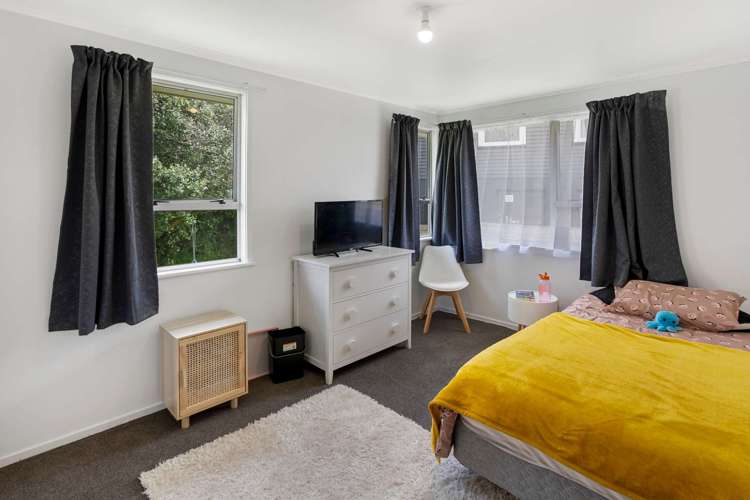 4 John Road Fairy Springs_10