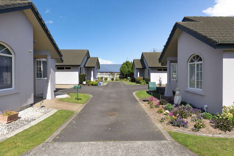 17/16 Rototuna Road Flagstaff_25