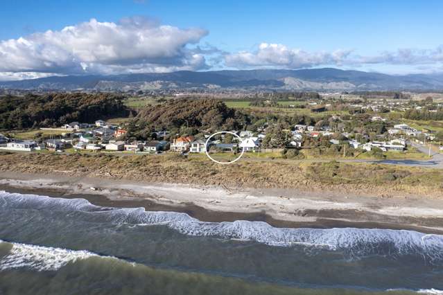 244 Marine Parade Otaki Beach_1