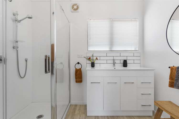 2/8 Wattle Street New Lynn_10