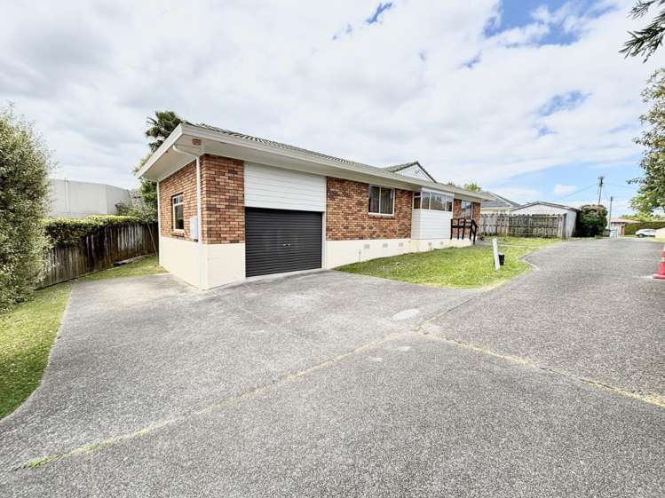 5/16 Duncan Avenue Te Atatu South_2